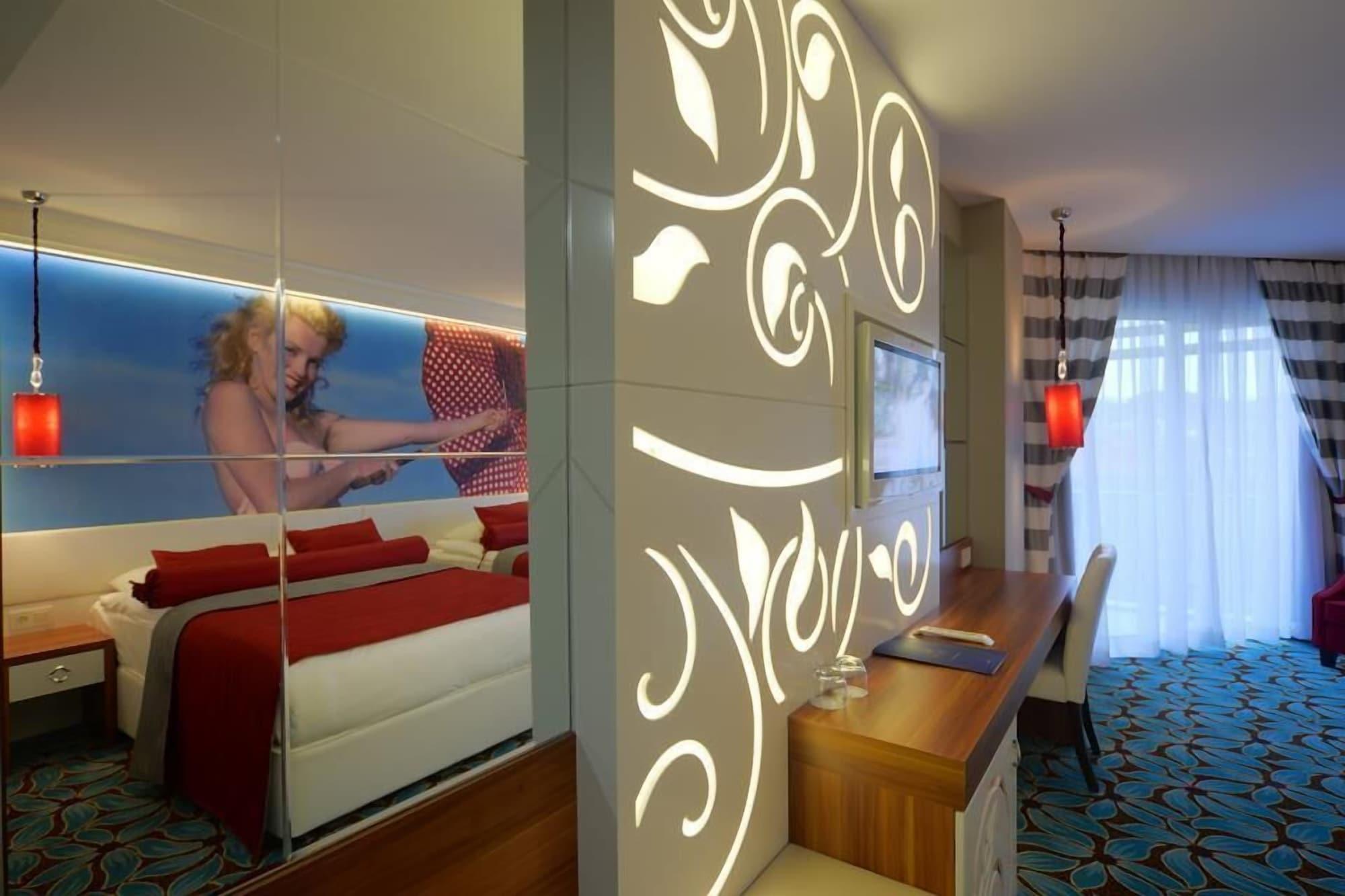 Vikingen Infinity Resort & Spa Авсалар Екстериор снимка