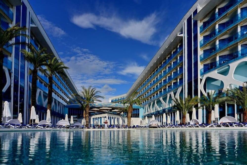 Vikingen Infinity Resort & Spa Авсалар Екстериор снимка